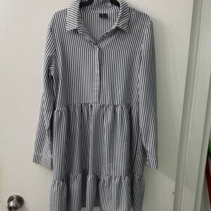 Vero Moda Navy and White Striped Top